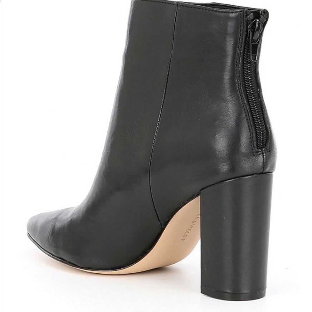 The perfect Leather block bootie🤩 - Picture 2 of 6